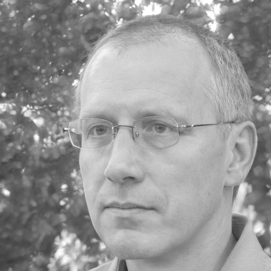Ritratto professionale di Filippo Sangiorgi